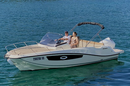 Rental Motorboat Quicksilver Quicksilver 675 Sundeck Tribunj