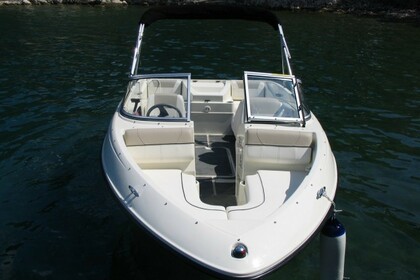 Noleggio Barca a motore BAYLINER 175 Bowrider Palit