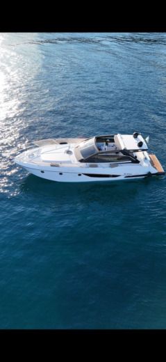 Motorboat Rio Parana 38 Plattegrond van de boot