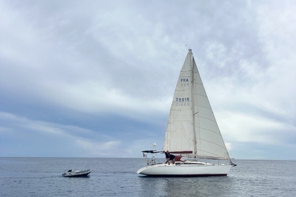 Hire Sailboat Catillo Feria Saint-Francois