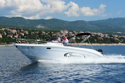 Miete Motorboot SAVER 750 WALKAROUND Novi Vinodolski