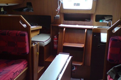 Hire Sailboat Jeanneau Rush Sète