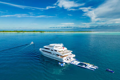 Rental Motor yacht Luxury Motor Yacht 31M Malé