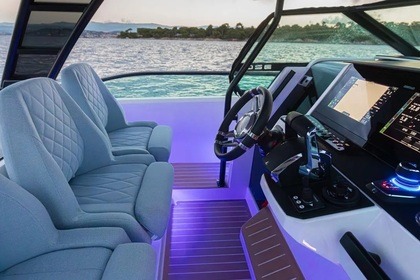 Noleggio Barca a motore Saxdor Saxdor 320 GTO Spalato