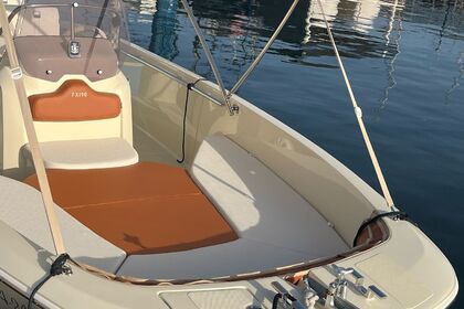Rental Motorboat INVICTUS CANGREJA FX190 Lo Pagán