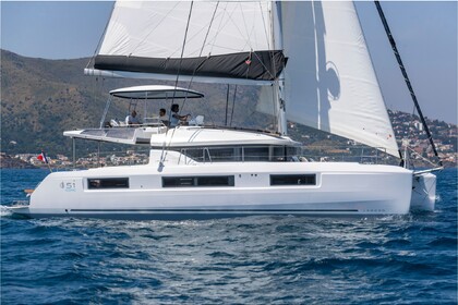 Charter Catamaran Lagoon 51 Split