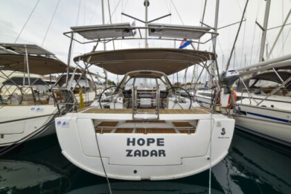 Verhuur Zeilboot BENETEAU OCEANIS 41 Zadar