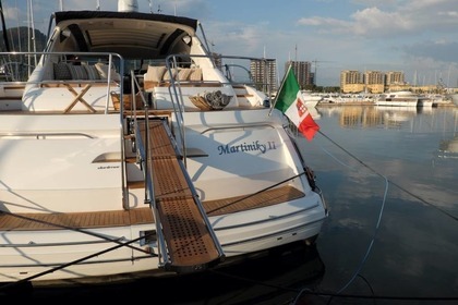 Noleggio Yacht a motore PRINCESS V65 Salerno