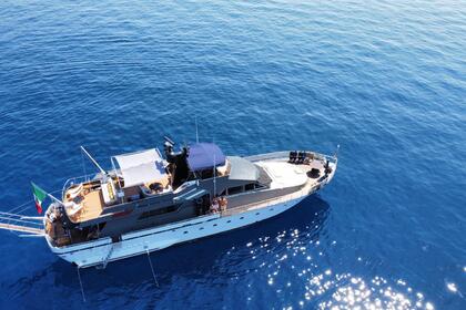 Rental Motor yacht Versilcraft Ultraphanton Elba