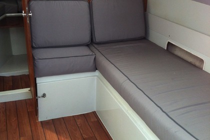 Hire Sailboat YACHTING FRANCE Jouet 27 Le Grau-du-Roi