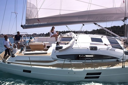 Verhuur Zeilboot ELAN 494 Impression San Benedetto del Tronto