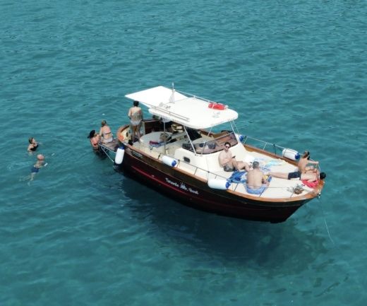 Motorboat Taranto Boat Gozzo Sorrentino boat plan