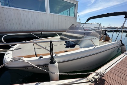 Location Bateau à moteur BENETEAU Flyer 6 Sundeck - XALOC Cambrils