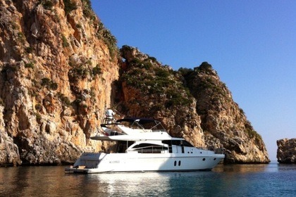 Location Yacht à moteur Guy Couach 195 Fly Saint-Tropez