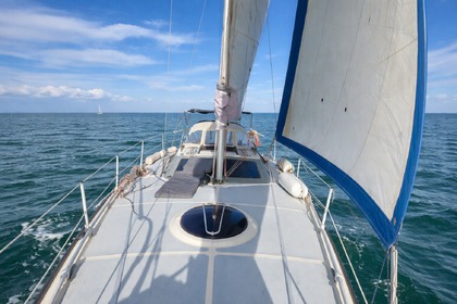 Hyra båt Segelbåt Etap yachting Etap28i Gruissan Plage