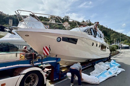 Charter Motorboat Cranchi M44 Saint-Jean-Cap-Ferrat
