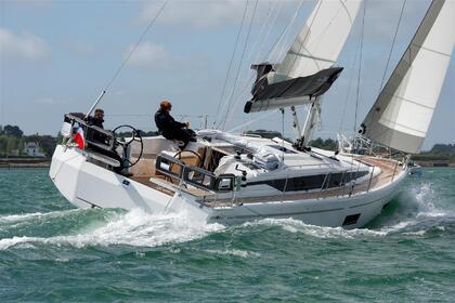 Hire Sailboat Bavaria 42 Ouistreham