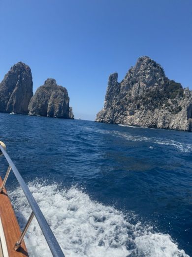 Сорренто Motorboat Mimì Libeccio 850 Sport alt tag text