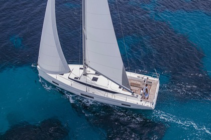 Hire Sailboat Bavaria Bavaria C45 Style Punat