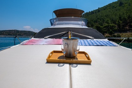 Verhuur Motorjacht Azimut  ( Yavuz 2 ) Performance Range Bodrum