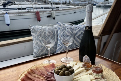 Noleggio Barca a motore Stella Maris STELVIO CS287/D Cagliari