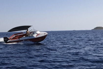 Ενοικίαση Μηχανοκίνητο σκάφος Plastic Coronet Χβαρ