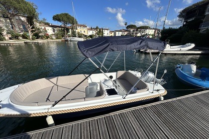 Location Bateau sans permis  Valory V475 Grimaud