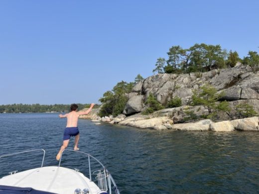 Stockholm Motorboat Jeanneau Merry Fisher 755 alt tag text