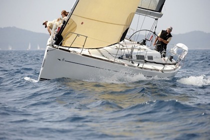 Aluguel Veleiro KIRIE - FEELING Dufour 40 Vannes