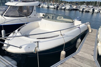 Hire Motorboat Jeanneau Cap camarat 625 WA Bénodet