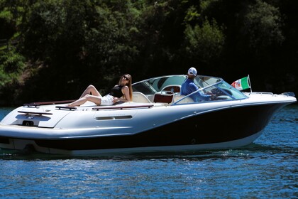 Charter Motorboat Jeanneau Runabout 755 Como
