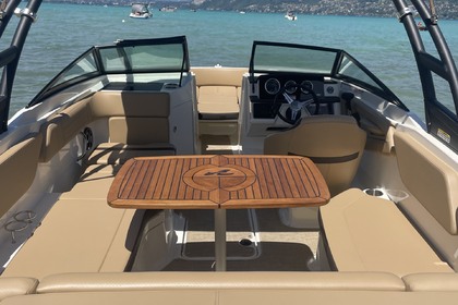 Location Bateau à moteur Sea Ray 210 Spx Sévrier