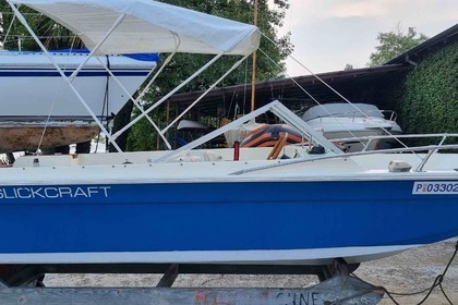 Rental Motorboat Amp Slickcraft Ghiffa