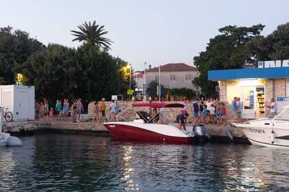 Location Bateau à moteur Sport mare Interquik 22 Novalja
