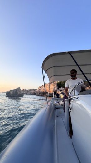 Χανιά RIB MARVEL 960 alt tag text