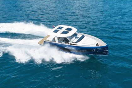 Hire Motorboat Fjord boats Fjord 41XL Split