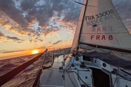 Charter Sailboat Jeanneau Selection 37 Marseille