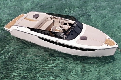 Rental Motorboat Cranchi E26 Ibiza
