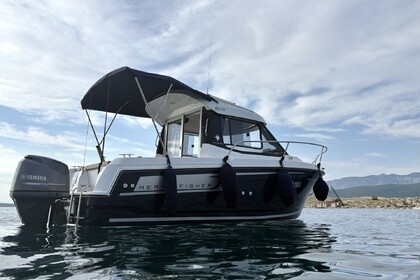 Hire Motorboat Jeanneau Merry fisher 605 Šilo