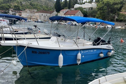 Hire Motorboat Fortis 590 Milna