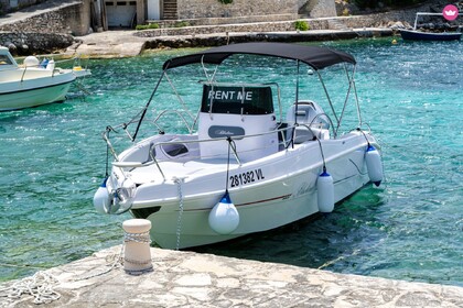 Charter Motorboat Blueline 21 OPEN Prižba