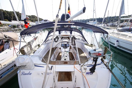 Charter Sailboat Bavaria Bavaria 39 Cruiser Pula