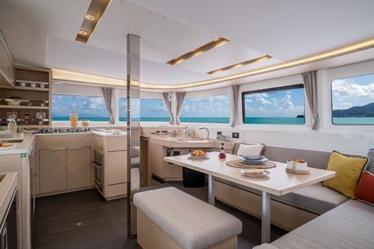 Noleggio Catamarano Lagoon Lagoon 46 Castellammare del Golfo