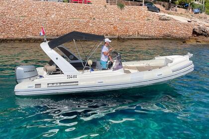 Miete RIB Barracuda BF-23 Hvar