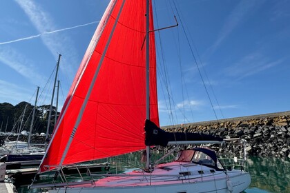 Noleggio Barca a vela Beneteau Oceanis Clipper 323 Saint-Cast-le-Guildo