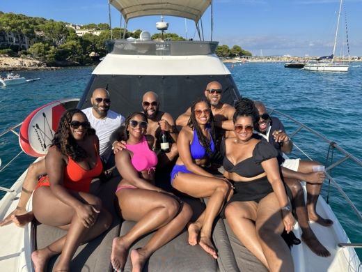 Palma de Mallorca Motorboat Galeon 420fly alt tag text