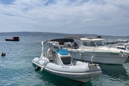 Charter RIB RIB 580 Kaštela