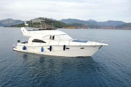 Charter Motorboat Rodman 41 Göcek