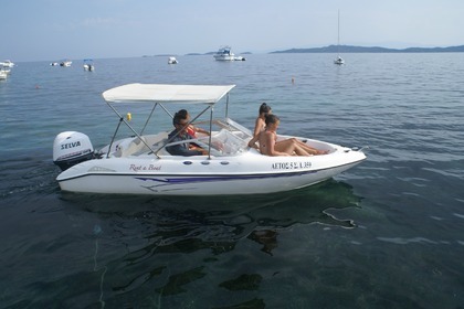 Hyra båt Båt utan licens  Fibrafort 487 Halkidiki