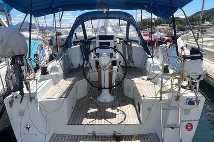 Verhuur Zeilboot Jeanneau Sun Odyssey 319 Cannigione